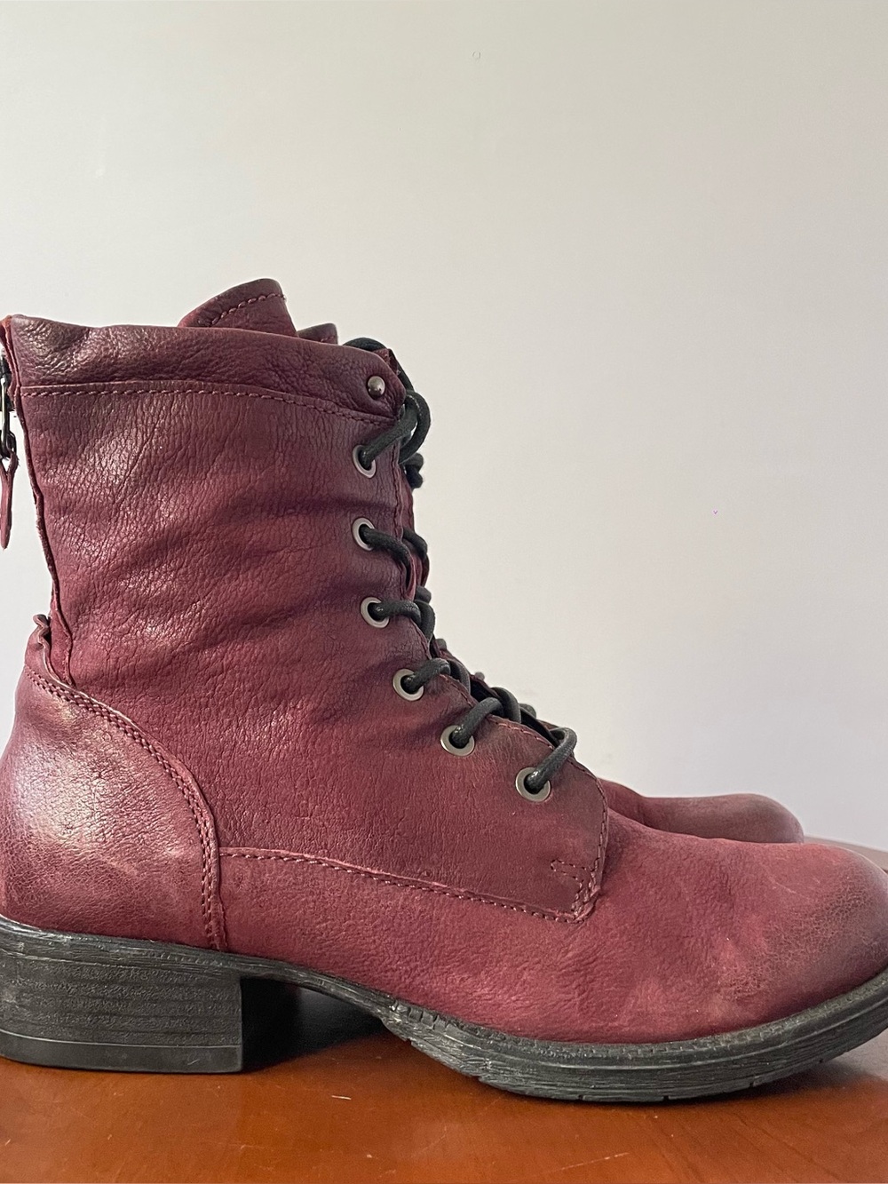 Browns burgundy leather boots | EU 39